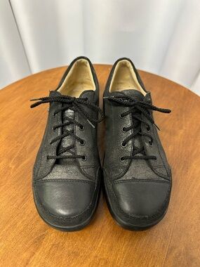 Finn Comfort soho Black metallic Leather Lace-Up Sneakers size 40